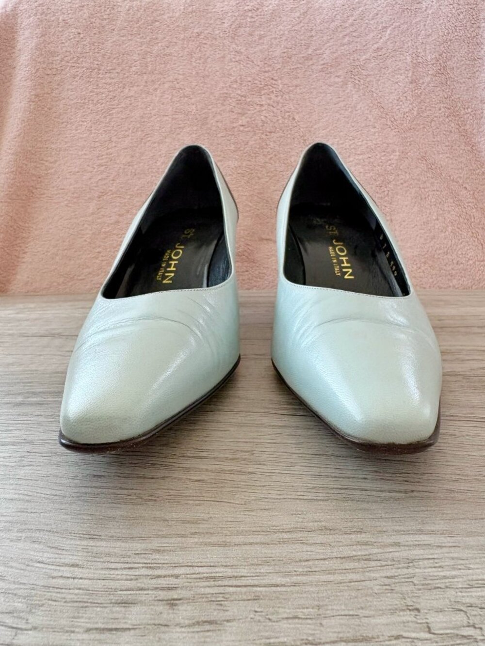 St. John Color Block Blue Black Leather Pointed Toe 2.5" Block Pump Heel 7 - Picture 2 of 9